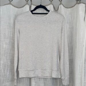 Kit and Ace Heather Gray Crewneck Top